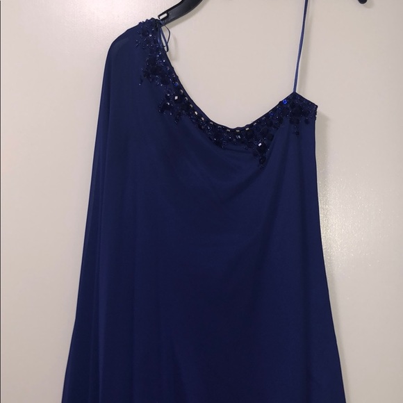 One shoulder dress - Picture 3 of 3